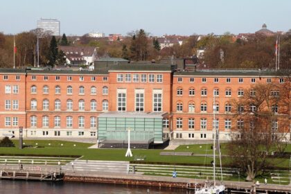 Landeshaus an der Kieler Förde, Sitz des Schleswig-Holsteinischen Landtags