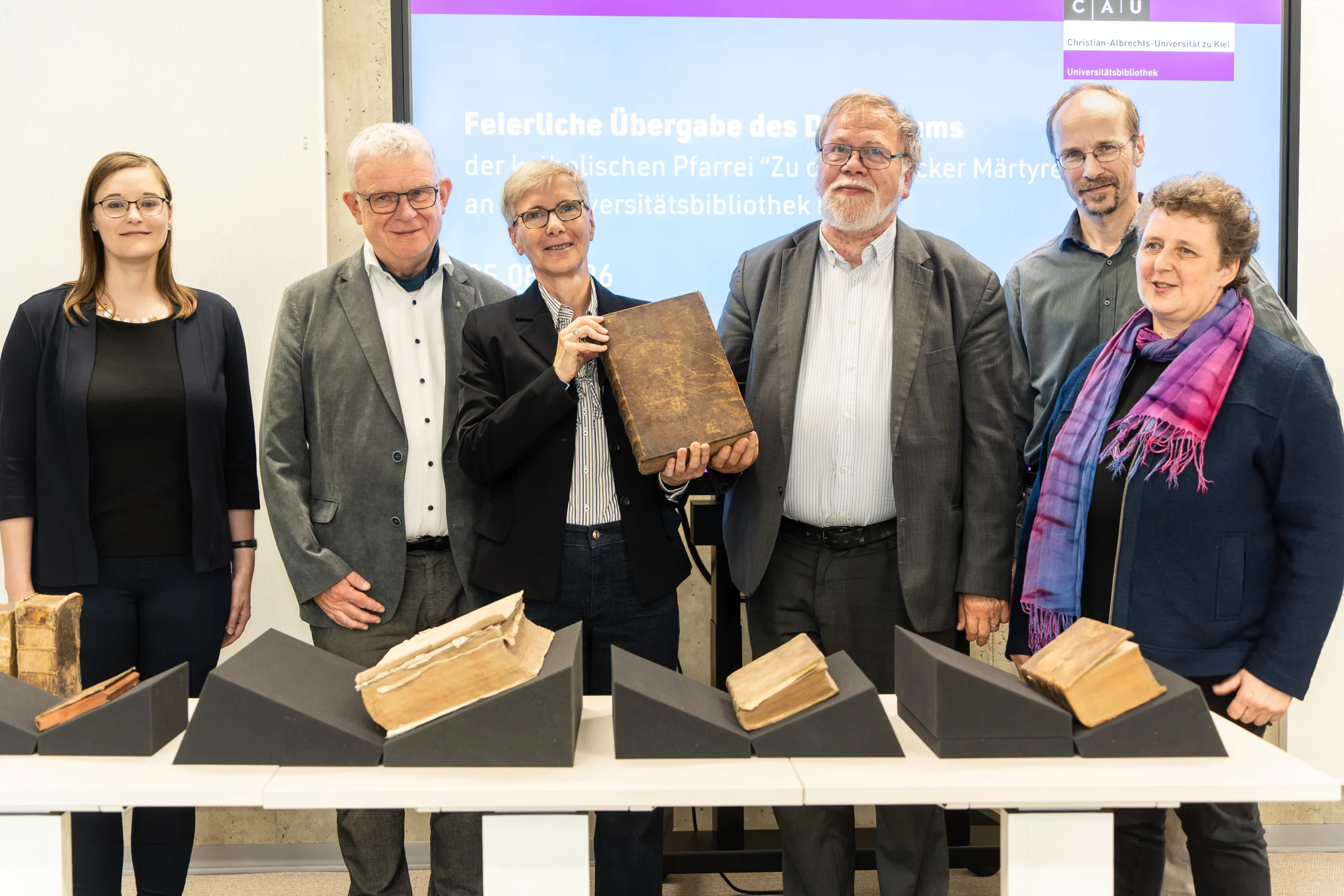 382 historische Drucke kommen an die Uni Kiel