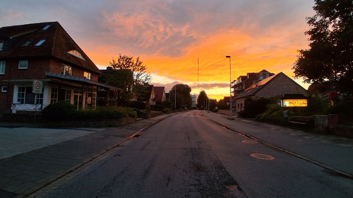 Kronshagen: Ein letzter Sommerabend in warmen Farben